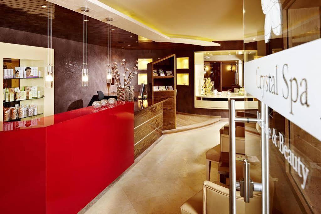 Hotel Berghof Crystal Spa & Sports Tux Zewnętrze zdjęcie